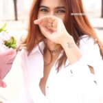 Karishma Sharma Instagram - Just happy vibes 💛🌻