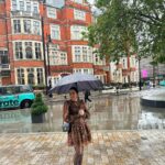 Karisma Kapoor Instagram – Once upon a rainy day ☔️🧡✨
 
#london