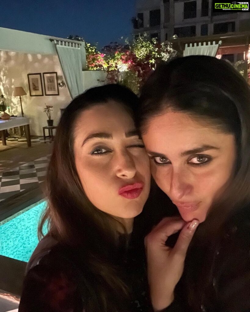 Karisma Kapoor Instagram - Missing the sis 👯‍♀️🖤