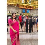 Karunya Ram Instagram - 🩷💛🩷 : : #karunyaram #milkybeautykarunyaram #actress #heroine #beautiful Chamundi Temple