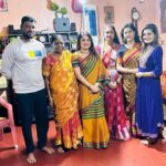 Karunya Ram Instagram - ಕಿತ್ತೂರಿನ ಬಂಡಿ ಹಬ್ಬದ ಸಡಗರ 🌸,ತಂಬಿಟ್ಟಿನ ಆರತಿ ಮತ್ತು ಊರಿನ ಜನರ ಪ್ರೀತಿ 💐🫰🏼🫶🏼🤗 with my darling @sumankittur & family🫰🏼🫶🏼🤗❤️ : : : #karunyaram #milkybeautykarunyaram #kittur #festival #village #nature #traditional #beautiful #family #gorgeous #cute #traditional #culture #trending #viral Kittur