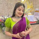 Karunya Ram Instagram - In a world full of trends,I want to remain a classic.💜💚 : : Wearing : self designed outfit 😝 Jewllry : @aabushanjewellery1941 Makeup : @makeoverbysamridhi_ram Hair : @ambika_madam : : #karunyaram #milkybeautykarunyaram #traditionalwear #halfsaree #cute #beautiful #gorgeous #pretty SKR Convention Centre