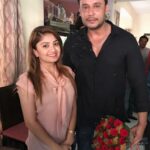 Karunya Ram Instagram - Happiest bday to my all time favourite @darshanthoogudeepashrinivas sir 🎉💐🤗🎂⭐️🌟💫✨more n more happiness & sucess to u sir 🤗lots of L&H 🥰 : : #karunyaram #darshanthoogudeepasrinivas #dboss #darshan #darshansir #happybirthday Raja Rajeshwari Nagar, Bangalore South