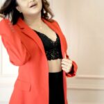 Karunya Ram Instagram - 🔥❤️🖤 : : #karunyaram #milkybeautykarunyaram #hot #beautiful #trending #viral #hot #hottie🔥 #stylish #style #iconic Raja Rajeshwari Nagar, Bangalore South