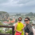 Karunya Ram Instagram - Vietnam 🇻🇳💚♥️ : : : #karunyaram #milkybeautykarunyaram #vietnam #explore #vacation #travel #sisters #sisterlove #danang Da Nang, Vietnam