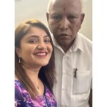 Karunya Ram Instagram - Got a chance to meet our ex chief minister of Karnataka Sri BS Yadiyurappa sir & took a blessings 💐🙏🏻 : : #karunyaram #excheifministerofkarnataka #bsyadiyurappa Bangalore, India
