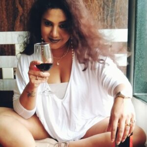 Kavita Radheshyam Instagram - Wine And Me (Again) ❤️