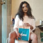 Kavita Radheshyam Instagram - Thank You My Gorgeous @vakilsharmachitra For Introducing Me To @vcareproducts.jk थोडीसी मशहूरी 🙈🙈🙈❤️❤️❤️