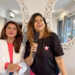 Kishwer Merchant Instagram - Kabhi gaane nahi deti 😠😠🤣🤣🤣 PART 2 . #funnyreels #funnyvideos #comedyreels #comedyvideos
