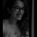 Komalee Prasad Instagram - Rain and SP Balasubramaniam songs touch the heart quite easily.... 🌧️💘🦋 #candid #monochrome #home