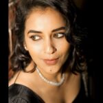 Komalee Prasad Instagram - I see you....🦋🖤🏵️ For #djpilla launch.. Styled by @aayeshaa.mariam Jewellery - @houseofqc Hair - @raghavacharyramoju Makeup - @raghavamakeupartist