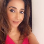 Krishika Lulla Instagram - Good Wishes Inspirations Giving good wishes to others acts like sunlight, filtering into the dark corners of their mind and lightening their burden. #krishikalullaa #krishikalulla❤️ #pose #poseforasmile #justfortoday
