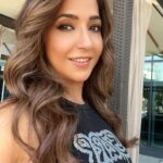 Krishika Lulla Instagram - Love and discipline Inspirations To be balanced means doing the right thing at the right time. It is the ability to use the head and the heart simultaneously. It is the ability to enjoy love and discipline in equal measure. #krishikalulla
