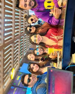 Kriti verma Instagram - First layover at Ethiopia …💗🔥🧿
7th number video..main mobile bhi ni rakhti haath me..kyunki mere mobile se video record hori ti😂😂
#airportdiaries #kriti #kritiverma #ethiopia #jaimatadi🙏🧿
