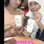 Leslie Tripathy Instagram - Suna hai paisa dosti me daraar dalta hai ,lekin hamare pass toh paise hai hi nahi fir bhi starbucks me coffee ☕ pee rahe the 😘😍🤘😎😎👻 It was really nice meeting with you dear @leslietripathy26 had good quality time spend with you dear 😘 God Bless You 💞 . . . . #starbucks #coffee #coffeetime #coffeelover #infinity #meeting #business #women #teamshamim #selfietime PVR ICON, Infinity Mall, Andheri West, Mumbai