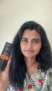 Leslie Tripathy Instagram - #ad @reneeofficial gives you everyday sun protection
✅SPF 50 & PA++++. 
✅Enriched with Vitamin C & 
✅Hyaluronic acid,
✅Lightweight with matte finish

Use Discount code :- LESZ10 to get 10% off on www.reneecosmetics.in

#ReneeCosmetics #ReneeGlowscreen #ReneeEveryday #DailySunscreen #SunscreenEveryday #ReneeSunscreen #Sunscreen #spf50
