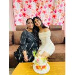 Losliya Mariyanesan Instagram - Thank you universe for your immense blessing ♾️