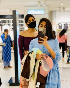 Losliya Mariyanesan Instagram - Happy happy birthday Madhuri ❤️ The one friend who taught me fashion. The one who never judged me. The one who never shows ego to anybody. I’m so glad to have a friend like you. Thank you so much for being there for me. @it_is_madhuri ♥️