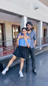 Losliya Mariyanesan Instagram - A v happy birthday Tharshhhhh ♥️ Thanks for handling crazy side of mine 🤪

#friendshipforever 

@tharshan_shant ♥️