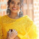 M.M. Manasi Instagram - #EnSwara ❤️ LINK IN BIO *Song Credits* An #M3Original Composed and sung by @monisshamm Lyrics - @meenakshimm1 Keys programming - #Joe , V2 @vijayanandbala @vicky_balasubramanian Rhythm programming - V2 @vijayanandbala @vicky_balasubramanian Recorded at - @contrabass_music_studios Sound engineer - @vysakh_pk Mix & Mastering - #Abin DOP : @talesbyashif @sat_narain @shotsbyuv MUA - @aishus_hairandmakeup Outfit - @hafsaaddotcom Creative support - @maruthi_editor #MMManasi #MMMonissha #EnSwara #M3Original #WorldMusicDay #OriginalComposition #IndependentArtist #Melody #Lullaby