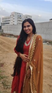 M.M. Manasi Instagram - Vellake vellake💃💃

Top by @tina_couture1607 ♥️
V.c. @monisshamm ♥️

@yazin_nizar ... Yazyyyy my mannn ... You sound so good raa reii♥️♥️

#reels #reelsinstagram #reelitfeelit #trending #trendingsongs #telugu
