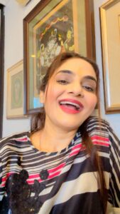 Madhoo Instagram - In the spirit of generosity ❤️❤️❤️❤️ SMILE FOR ALL