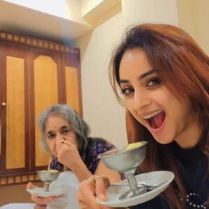 Madirakshi Mundle Instagram - I must have done something incredible in my previous life to have you as my mother-in-law, the most wonderful mother one can ever ask for. 
Thank you for your amazing unconditional love, care, food, all the laughter, and many more memories we will continue to create❤️ 

May you be blessed with good health always.

Love u Mummmieee ❤️ 
 Happy birthday mom-in-law! 🎂 🥮 🍥 🥞 🧁 🍰
