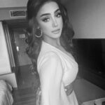 Mahek Chahal Instagram - Leave a little sparkle everywhere you go💫✨⭐️🌟🥰 Make up and hair by @jyotsnaaroramakeovers