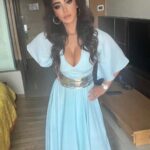 Mahek Chahal Instagram - #glamsham #workmode Make up by @jyotsnaaroramakeovers The Lalit Hotels, Palaces & Resorts