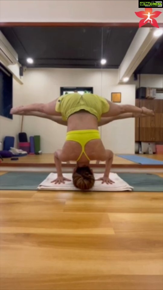 Malaika Arora Instagram - Divas, we love setting goals and crushing them, don't we? For some time now, I have been working on this headstand, and today I'm sharing this achievement with you. Today I need you to remember that yoga is not about perfection but progress. So show up on the mat every single day, and put in consistent efforts to achieve your goals. And I guarantee you that you will achieve them. If you want to achieve your yoga goals, we at Diva Yoga have your back. Have you taken a class with us yet? #malaikasmoveoftheweek #malaikamotivation #headstand #fitnessgoals #DivaYoga #DivaInYou