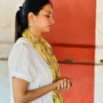 Manvita Kamath Instagram - I buried my mother in the ocean. Since then, the birds clean and comb,while securely placing her favourite Mangalore Jasmine in her hair every morning and waves pull the blanket up to her chin , stars planting kisses on her forehead every night. I cannot complete this poem,amma.. feels empty without you… I hope you find comfort and peace in the other side of the world 🙏