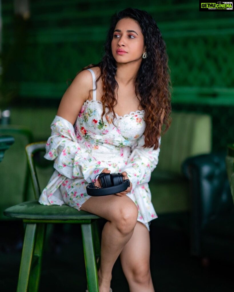 Manvita Kamath Instagram - Letting my curls groove to the rhythm of the music! 🎵🌀 #CurlyHairGoals #MusicMagic . . @laxmikrishnaofficial @rohit.photoparis @geetha_celebritymakeover
