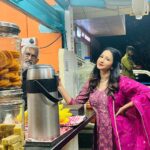 Manvita Kamath Instagram – Some Chai-coffee and political debate with our Ramdas anna ☕️!! 
.
.
Wearing @tara_c_tara 
Mua @makeoverby_rekha_karthik_