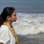 Manvita Kamath Instagram - I buried my mother in the ocean. Since then, the birds clean and comb,while securely placing her favourite Mangalore Jasmine in her hair every morning and waves pull the blanket up to her chin , stars planting kisses on her forehead every night. I cannot complete this poem,amma.. feels empty without you… I hope you find comfort and peace in the other side of the world 🙏