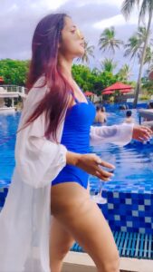Masoom Shankar Instagram - No filter trips be like ⚡️
.
.
.
.
.
.
.
Outfit courtesy @angelcroshet_swimwear 
Blue Monokini & White beach Cover Up
.
.
.
.
.
.
.
📹 @iamtuhinshankar 
.
.
.
..
.
.
.
.
.
.
.
.
.
#maasoomshankar #holiday #srilanka #travel #travelblogger #blue #weekendvibes #tropical #beachvibes #poolday #bay
