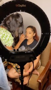 Masoom Shankar Instagram - #appreciationpost 
When the makeup trial happens in your comfort zone😛
Shout out to my doll @prakatwork and her team for all the help I get, ALWAYS❤️
@makeupbycriti loved working with you.🤗
.
.
.
.
.
.
.
.
.
#maasoomshankar #masoomshankar #reels #makeup #actorslife #behindthescenes