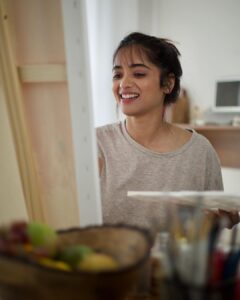 Masoom Shankar Instagram - Painting my own reality🎨
.
.
.
.
.
.
.
.
.
.

#maasoomshankar #masoomshankar #trending #photoshoot #pretty #girl #artist #art #paintingart #painting🎨 #blackdress #colourful #basic #organics #ootd #painting #paint #paintings #color #colorful #colors #colour #colours #colourful #painter #model #hotmodel #models #latestmodel #artistgallery