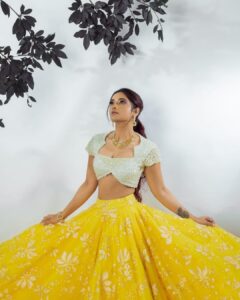 Masoom Shankar Instagram - 💛💃

.
.
.
.
.
.
.
.
.
.

#masoomshankar #maasoom #shankar #maasoonshankarinsta #maasoominsta #celebrity #traditional #traditionalwear #ethnic #ethnicwear #picture #latestpicture #instagram #instadaily #instalike #instapic #instafashion #bollywood  #celebration #bollywoodmovies #bollywoodactress #bollywoodstyle #actor #actorslife #actors #actress #actresses #bollywoodactor