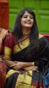Mayuri Kyatari Instagram - Weekend Looks ❤️ Jewellery @adorebypriyanka  #ಬಿಬಿಕೆ9  ದ ಬಿಗ್ ಬಾಸ್ ಸೀಸನ್ 9 ಪ್ರತಿ ರಾತ್ರಿ 9.30 ಕ್ಕೆ 
#bbk9official #bbk9 #bigboss #bigbosskannada #ಬಿಗ್ ಬಾಸ್ ಕನ್ನಡ 9 #colorskannada #kannada #kannadaactress #kannadasongs #kannadafilmindustry #kannadareels #kannadamovies #kannadatrolls #kannadamemes #kannadadubsmash #kannadanadu #hubli #mayuri #mayurikyatari #lovemayuri #supportmayuri #supportmayurikyatari #teammayuri 
# ಬಣ್ಣಹೊಸದಾಗಿದೆ #ಬಂಧಬಿಗಿಯಾಗಿದೆ
#support 
#savemayurikyatari 
#savemayurikyatari #bigboss #bigbosscontestant #love