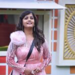 Mayuri Kyatari Instagram - Save Mayuri Kyatari Vote on voot to save Mayuri Kyatari download Voot app ನಿಮ್ಮ ನೆಚ್ಚಿನ Contestant ಮಯೂರಿ ಕ್ಯಾತರಿ ಅವರನ್ನು ಸೇವ್ ಮಾಡಲು Voot app download ಮಾಡಿ! @rentyourlook_by_chandangowda :Costume @beadedtreasuresjewelry :Jewels @chandangowda_official :Designer #ಬಿಬಿಕೆ9 ದ ಬಿಗ್ ಬಾಸ್ ಸೀಸನ್ 9 ಪ್ರತಿ ರಾತ್ರಿ 9.30 ಕ್ಕೆ #bbk9official #bbk9 #bigboss9kannada #ಬಿಗ್ ಬಾಸ್ ಕನ್ನಡ 9 #colorskannada # ಬಣ್ಣಹೊಸದಾಗಿದೆ #ಬಂಧಬಿಗಿಯಾಗಿದೆ #support #savemayuri #savemayurikyatari #biggbosskannada #biggbosskannadaofficial #biggbosscontestants #love #kannada #kannadaactress #kannadafilm #kannadafilm #kannadaheroine #outfitoftheday #costume #jewellery