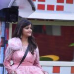 Mayuri Kyatari Instagram - Save Mayuri Kyatari Vote on voot to save Mayuri Kyatari download Voot app ನಿಮ್ಮ ನೆಚ್ಚಿನ Contestant ಮಯೂರಿ ಕ್ಯಾತರಿ ಅವರನ್ನು ಸೇವ್ ಮಾಡಲು Voot app download ಮಾಡಿ! @rentyourlook_by_chandangowda :Costume @beadedtreasuresjewelry :Jewels @chandangowda_official :Designer #ಬಿಬಿಕೆ9 ದ ಬಿಗ್ ಬಾಸ್ ಸೀಸನ್ 9 ಪ್ರತಿ ರಾತ್ರಿ 9.30 ಕ್ಕೆ #bbk9official #bbk9 #bigboss9kannada #ಬಿಗ್ ಬಾಸ್ ಕನ್ನಡ 9 #colorskannada # ಬಣ್ಣಹೊಸದಾಗಿದೆ #ಬಂಧಬಿಗಿಯಾಗಿದೆ #support #savemayuri #savemayurikyatari #biggbosskannada #biggbosskannadaofficial #biggbosscontestants #love #kannada #kannadaactress #kannadafilm #kannadafilm #kannadaheroine #outfitoftheday #costume #jewellery
