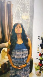 Mayuri Kyatari Instagram - Baby bump days u see🤰

#reels #trending #babybump #memories #mayurikyatari