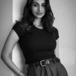 Meenakshi Chaudhary Instagram - 🐝🐝