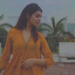 Meenakshi Govindarajan Instagram - dancing is bliss 🫶🏻 Vc @greysuit_0696