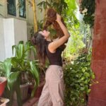 Meenakshi Govindarajan Instagram - Happy weekend 🌸