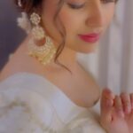 Meenakshi Govindarajan Instagram - 🌸 wearing @ivalinmabia 🫶🏻
