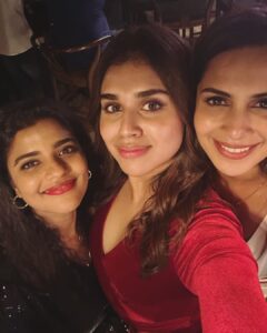 Meenakshi Govindarajan Instagram - January 🫶🏻