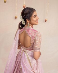 Meenakshi Govindarajan Instagram - @studio149 @salomirdiamond @ganesh_toasty