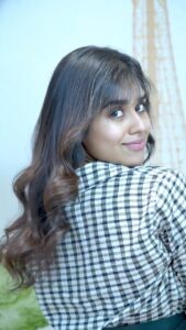 Meenakshi Govindarajan Instagram - Feeling like a whole new me with this fresh hair colour! 😍 Just got this stunning new hair colour from Dessange, and I'm absolutely loving it! ☎️ Book your appointment today at 9384098154 📍16, Ground floor, Cenotaph Rd, Rathna Nagar, Teynampet, Chennai #Dessangeparis #dessangeparischennai #DessangeChennai #instagood #newlook #GoGlobal #GlobalHair #hairhighlights #haircolour #newlook #AffordableLuxury #teynampet #chennai #awholenewworld Dessange Chennai