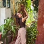 Meenakshi Govindarajan Instagram - Happy weekend 🌸